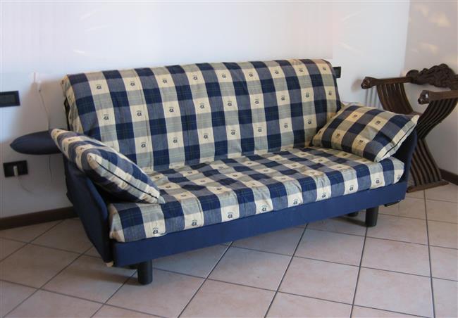 Schlafzimmer mit Doppelschlafcouch