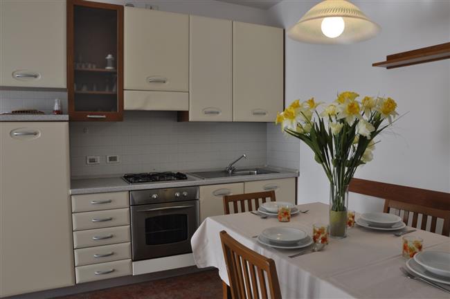 Cooking nook with fridge and oven